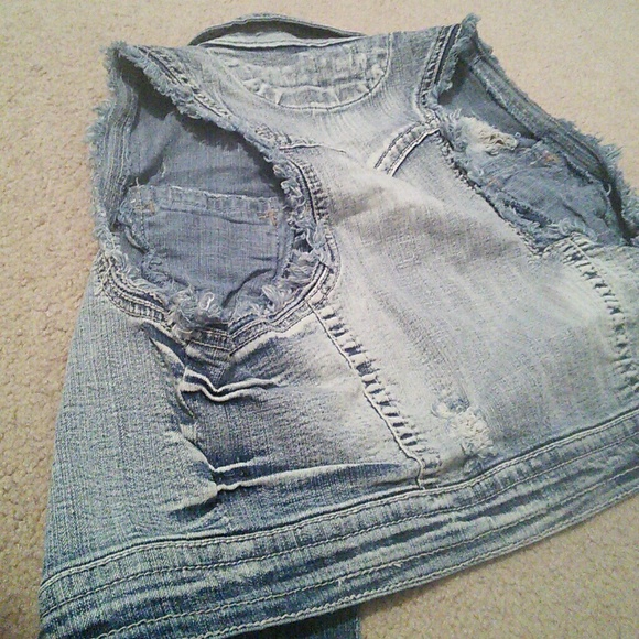 Jean jacket - Picture 4 of 4